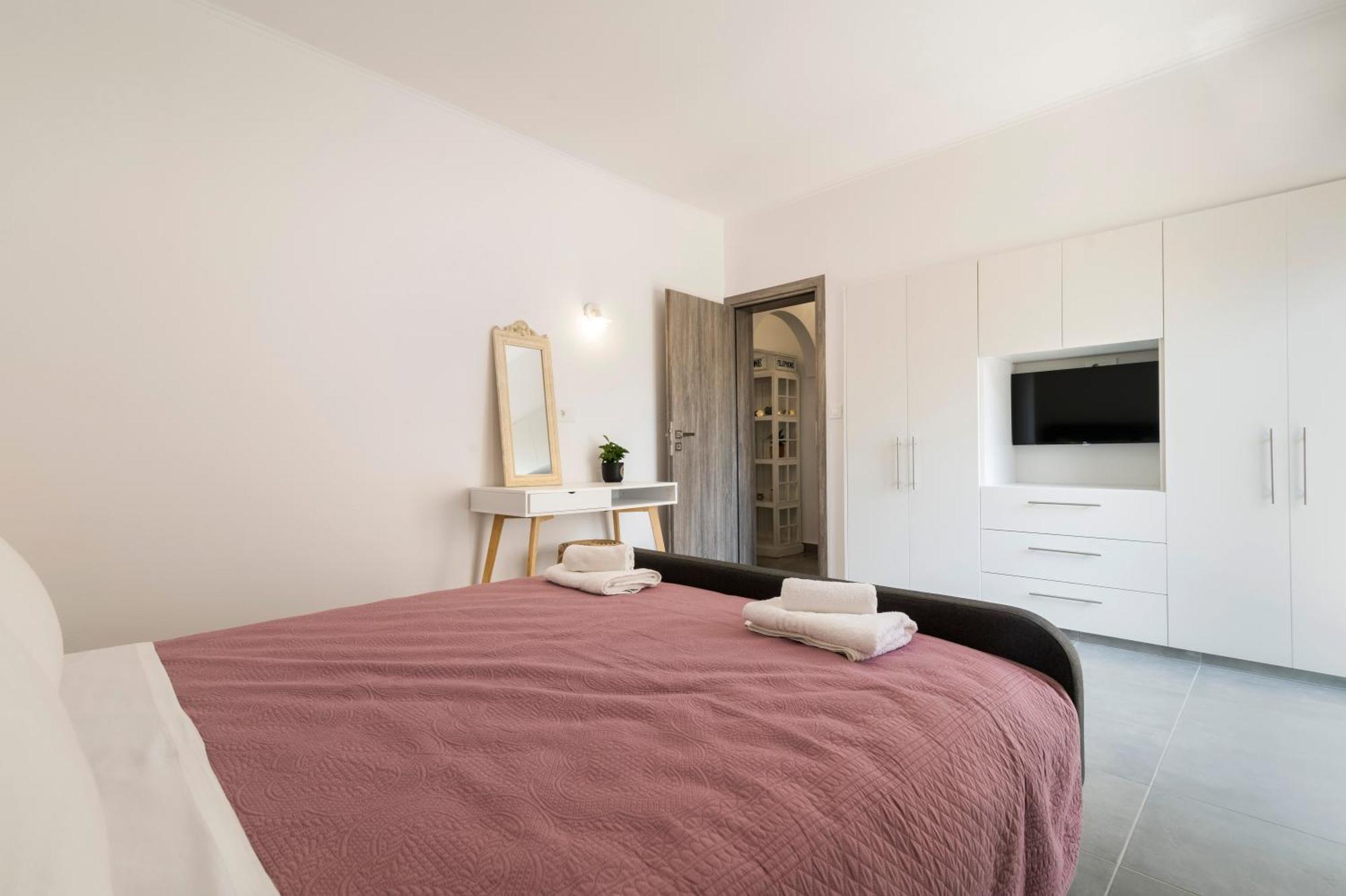 Mailo&Luke Apartments Rhodes City Екстер'єр фото